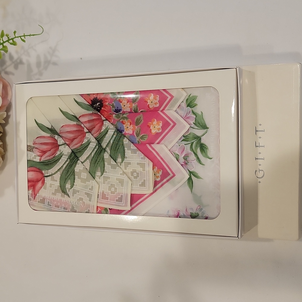 New & Authentic Pierre Balmain & Ungaro handkerchiefs - Picture 2 of 7